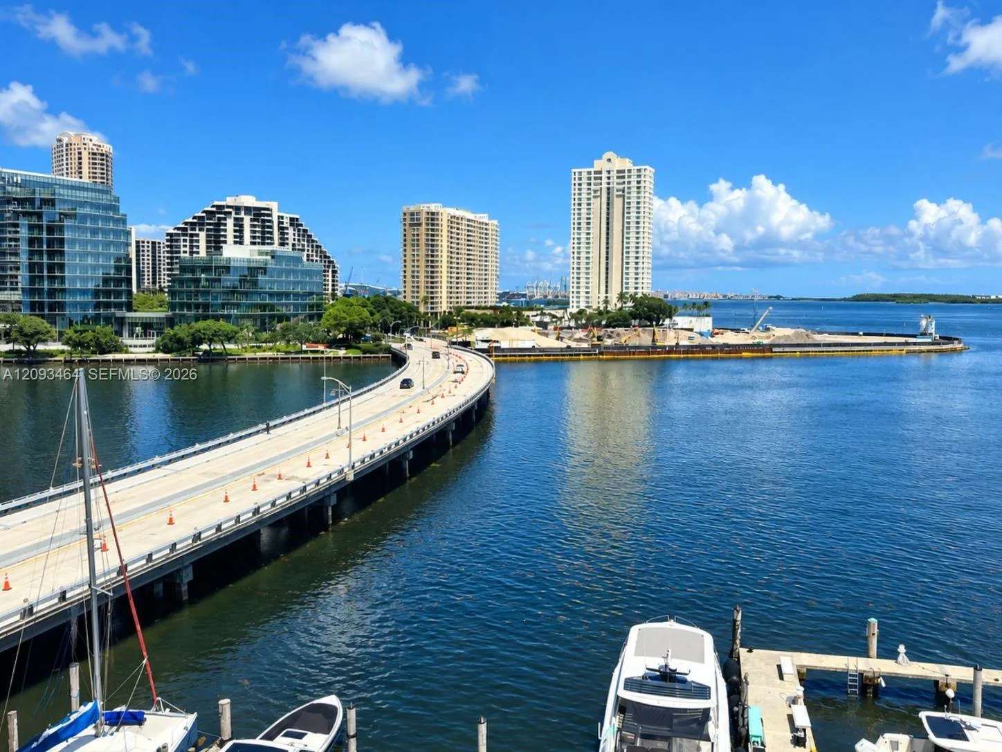 En Renta 801 Brickell Bay Drive 769, Miami, FL 33131, Miami, FL 33131