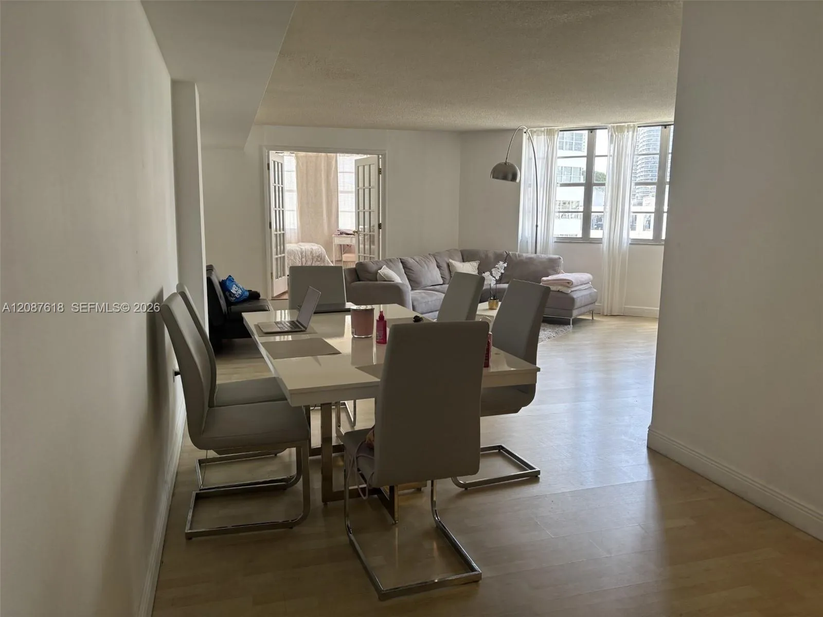 Foto de propiedad en 801 Brickell Bay Drive 964, Miami, FL 33131 Miami con MLS#