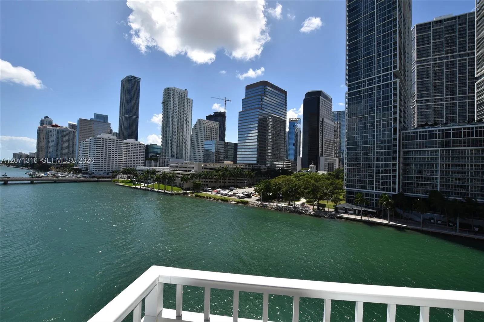 Foto de propiedad en 801 Brickell Key Boulevard 701, Miami, FL 33131 Miami con MLS#
