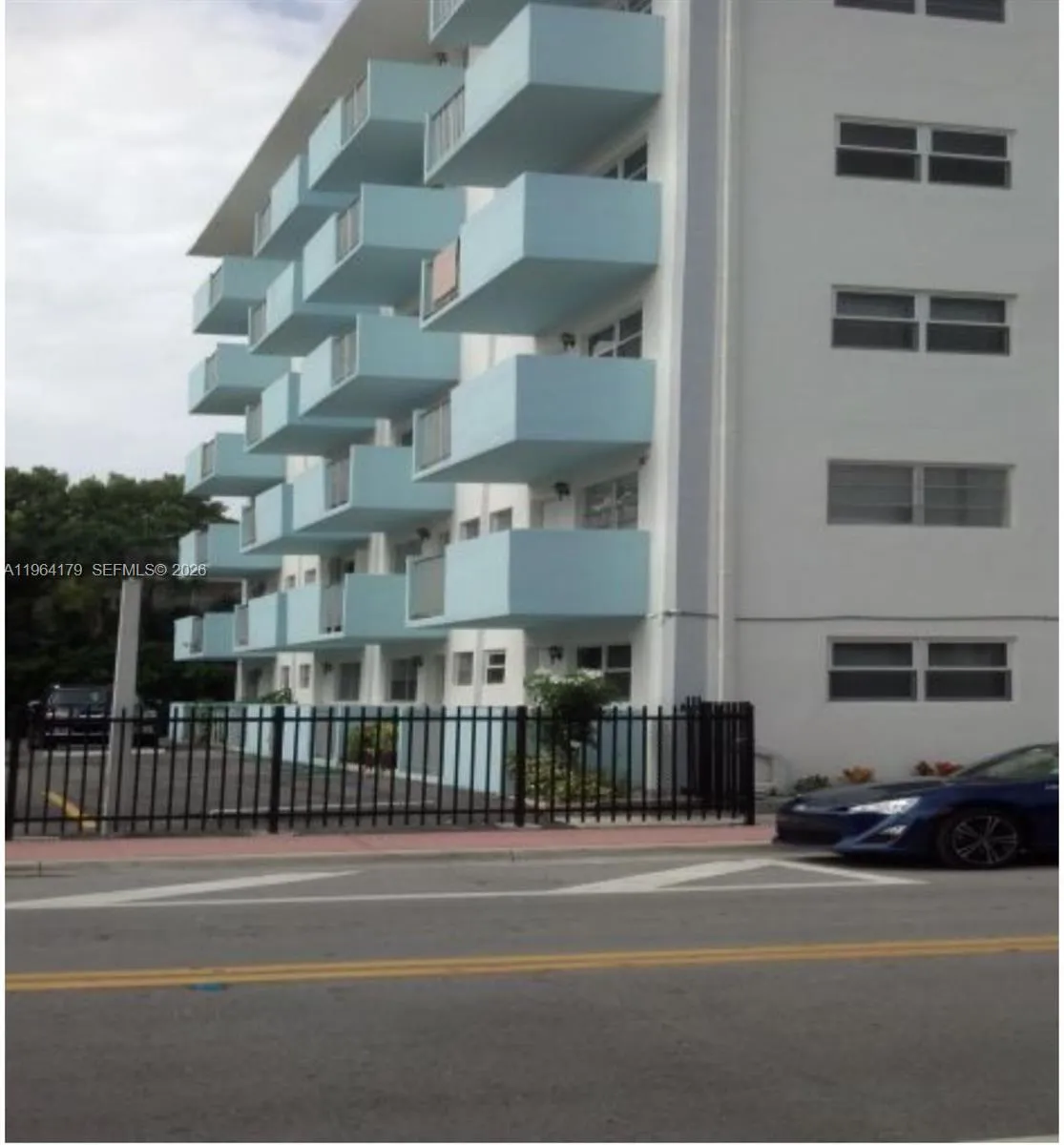 Foto de propiedad en 801 Meridian Avenue 3B, Miami Beach, FL 33139 Miami Beach con MLS# 