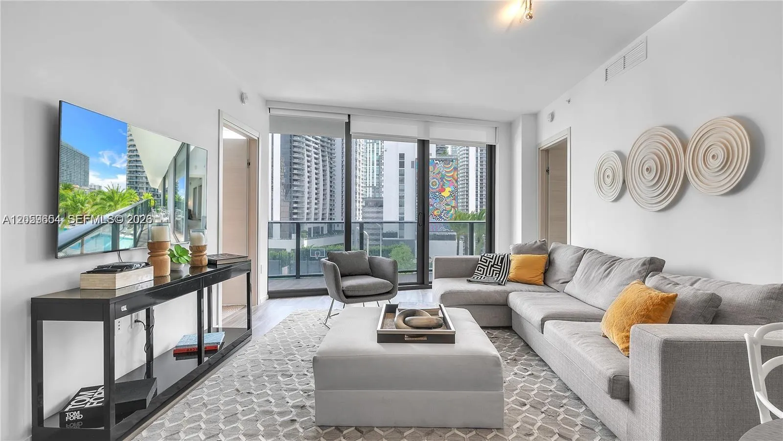 Foto de propiedad en 801 S Miami Avenue 1102, Miami, FL 33130 Miami con MLS# 