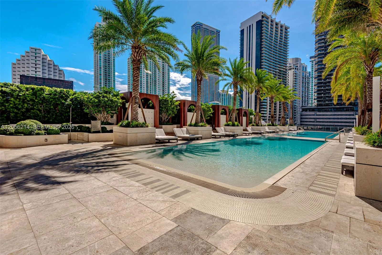Foto de propiedad en 801 S Miami Avenue 1207, Miami, FL 33130 Miami con MLS# 