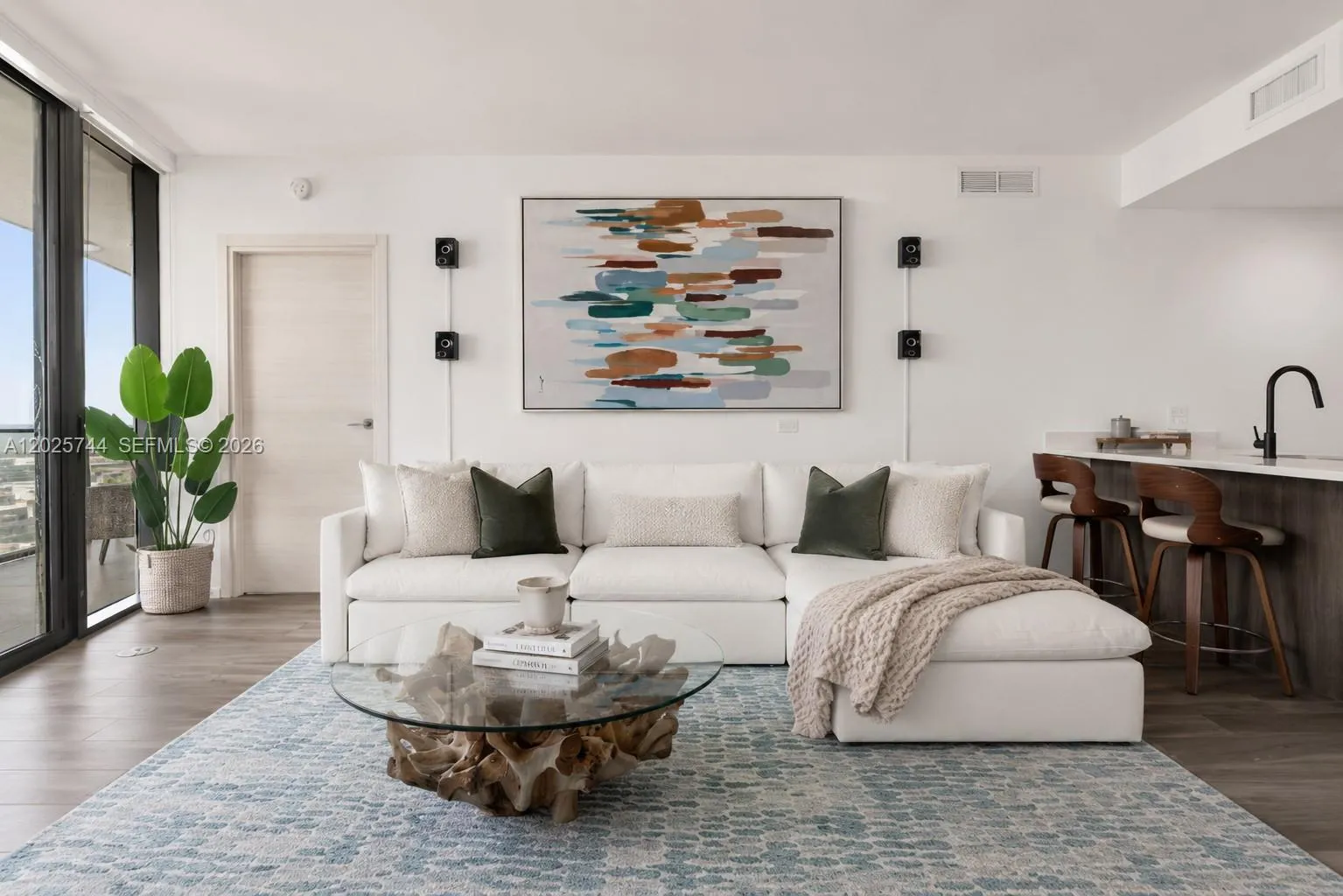 Foto de propiedad en 801 S Miami Avenue 2004, Miami, FL 33130 Miami con MLS# 