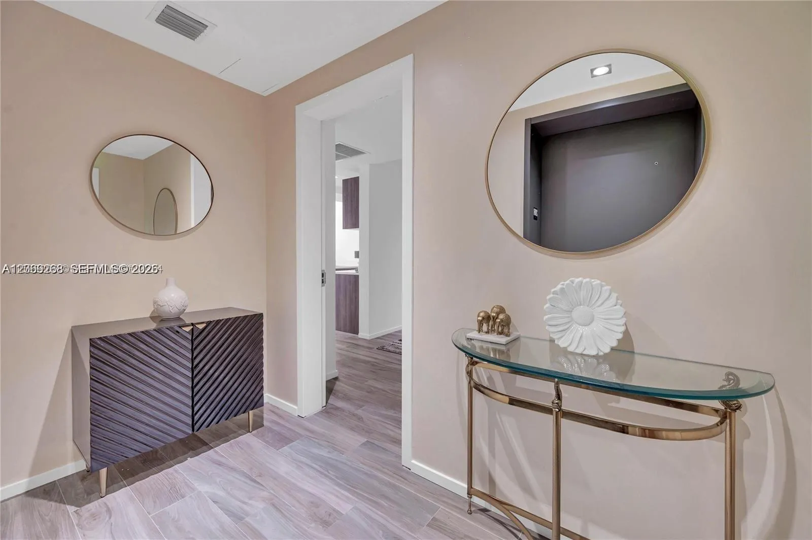 Foto de propiedad en 801 S Miami Avenue 2006, Miami, FL 33130 Miami con MLS# 