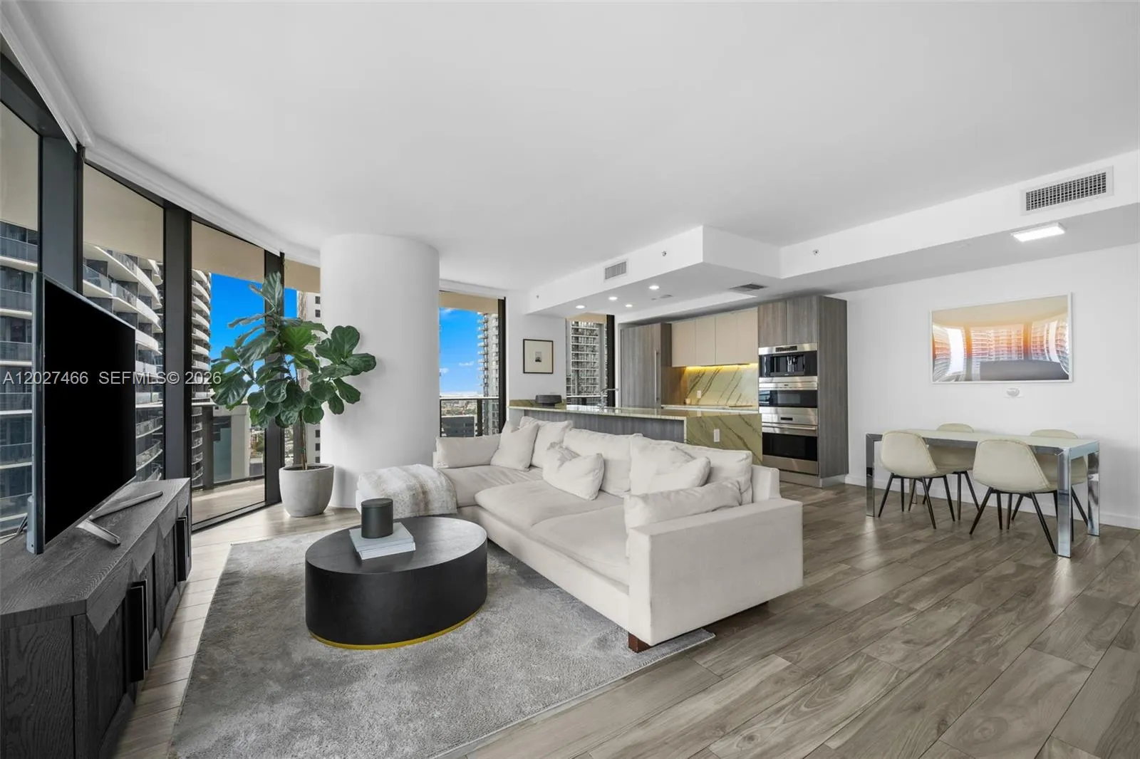 Vendido 801 S Miami Avenue 2901, Miami, FL 33130, Miami, FL 33130