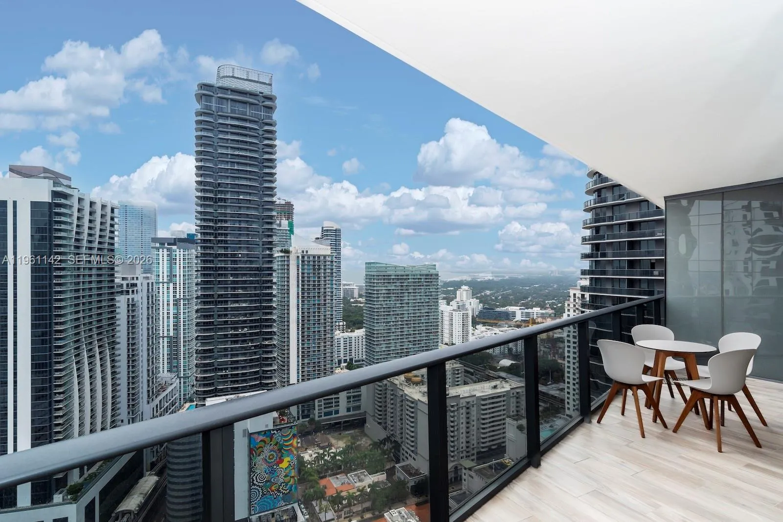 Foto de propiedad en 801 S Miami Avenue 3803, Miami, FL 33130 Miami con MLS#