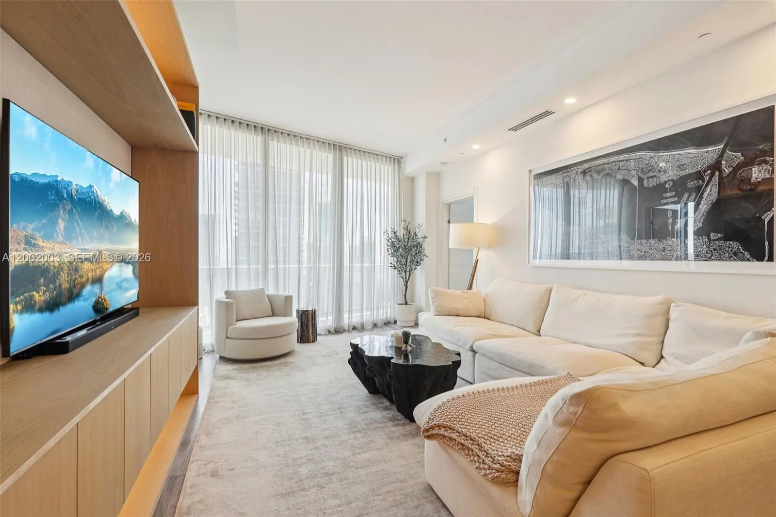 Foto de propiedad en 801 S Miami Avenue 4902, Miami, FL 33130 Miami con MLS# 