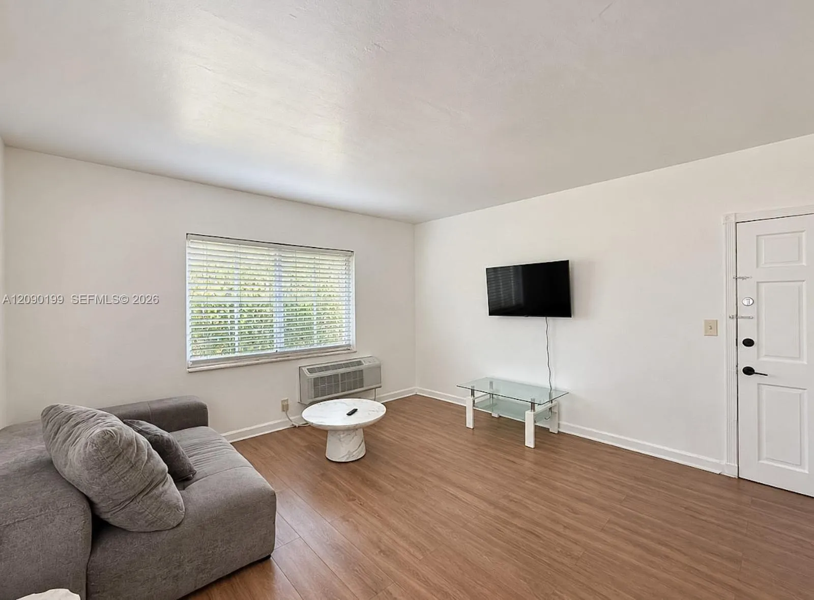 En Renta 8011 Abbott Avenue 1, Miami Beach, FL 33141, Miami Beach, FL 33141