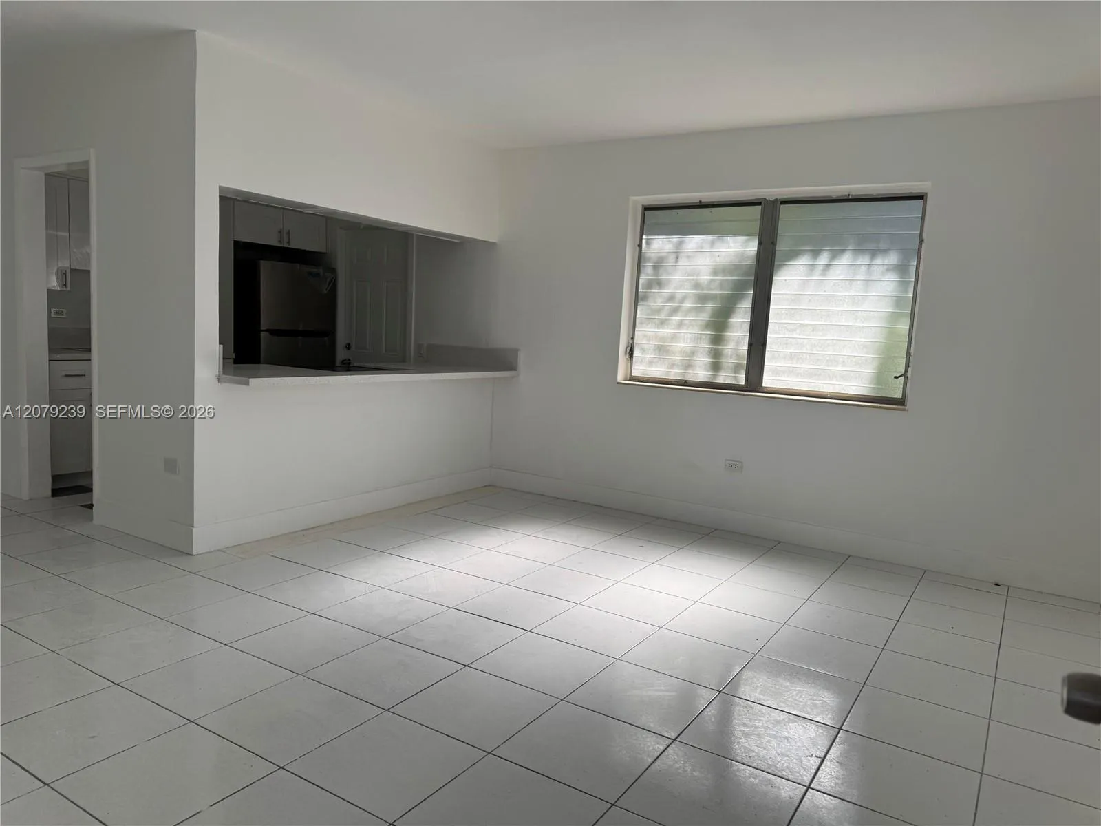 Foto de propiedad en 8017 Byron Avenue 6, Miami Beach, FL 33141 Miami Beach con MLS# 