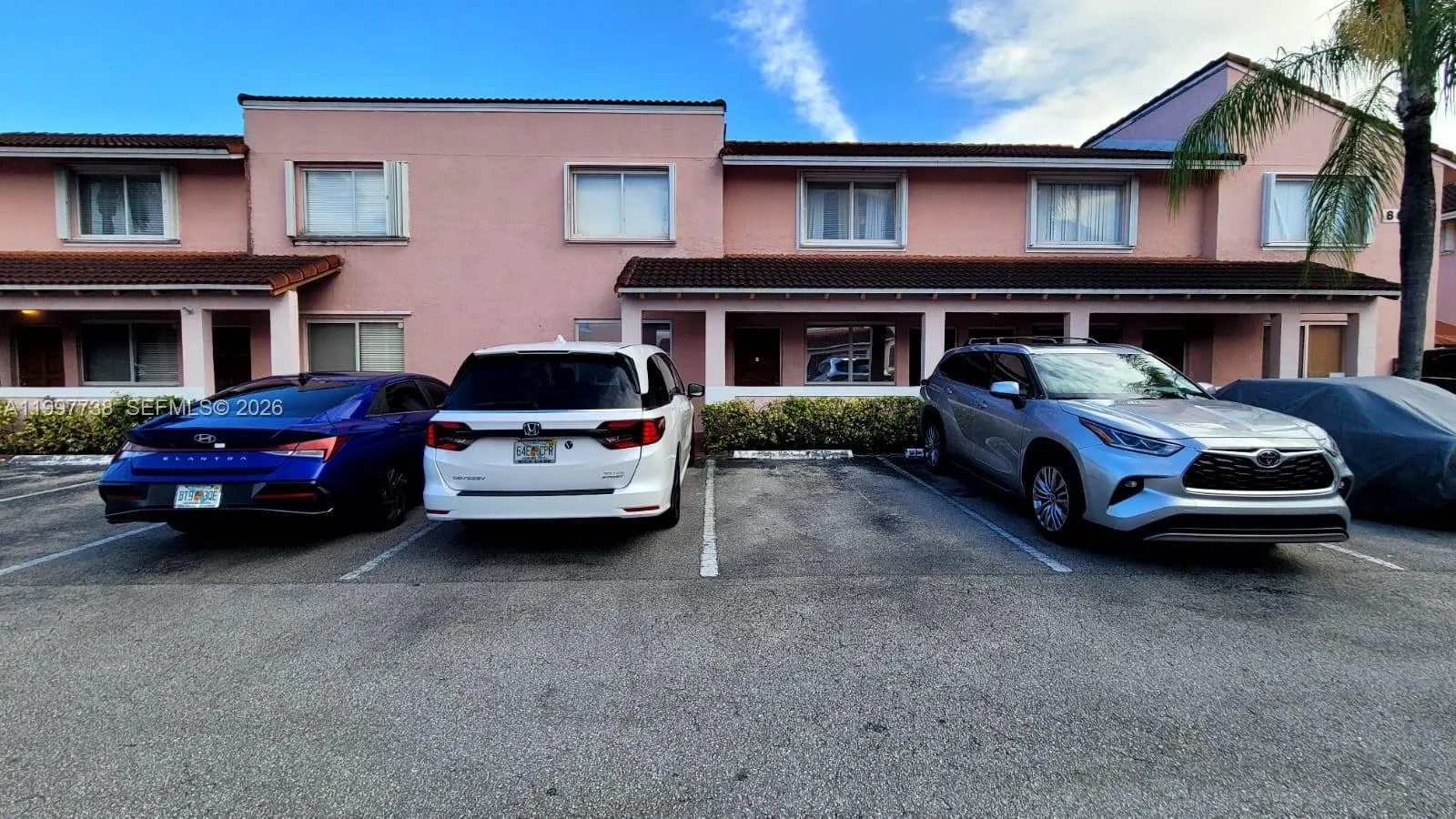 Vendido 8017 Lake Drive 103, Doral, FL 33166, Doral, FL 33166