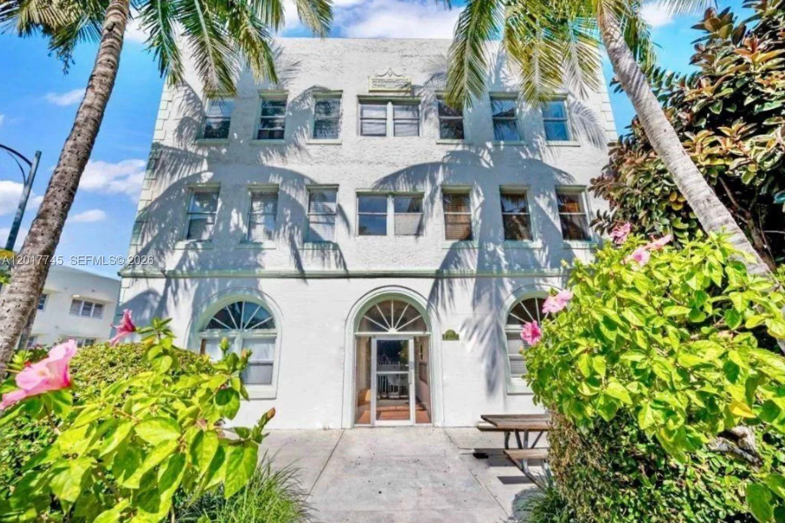 Vendido 802 Euclid Avenue 302, Miami Beach, FL 33139, Miami Beach, FL 33139