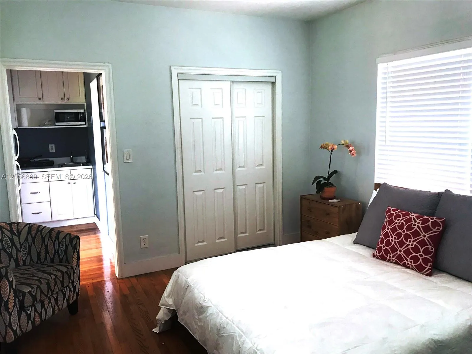 Foto de propiedad en 8024 Harding Avenue 5A, Miami Beach, FL 33141 Miami Beach con MLS# 