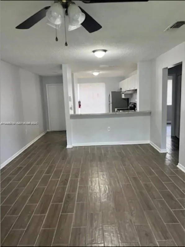 Foto de propiedad en 8033 SW 21st Court 8033, Miramar, FL 33025 Miramar con MLS# 