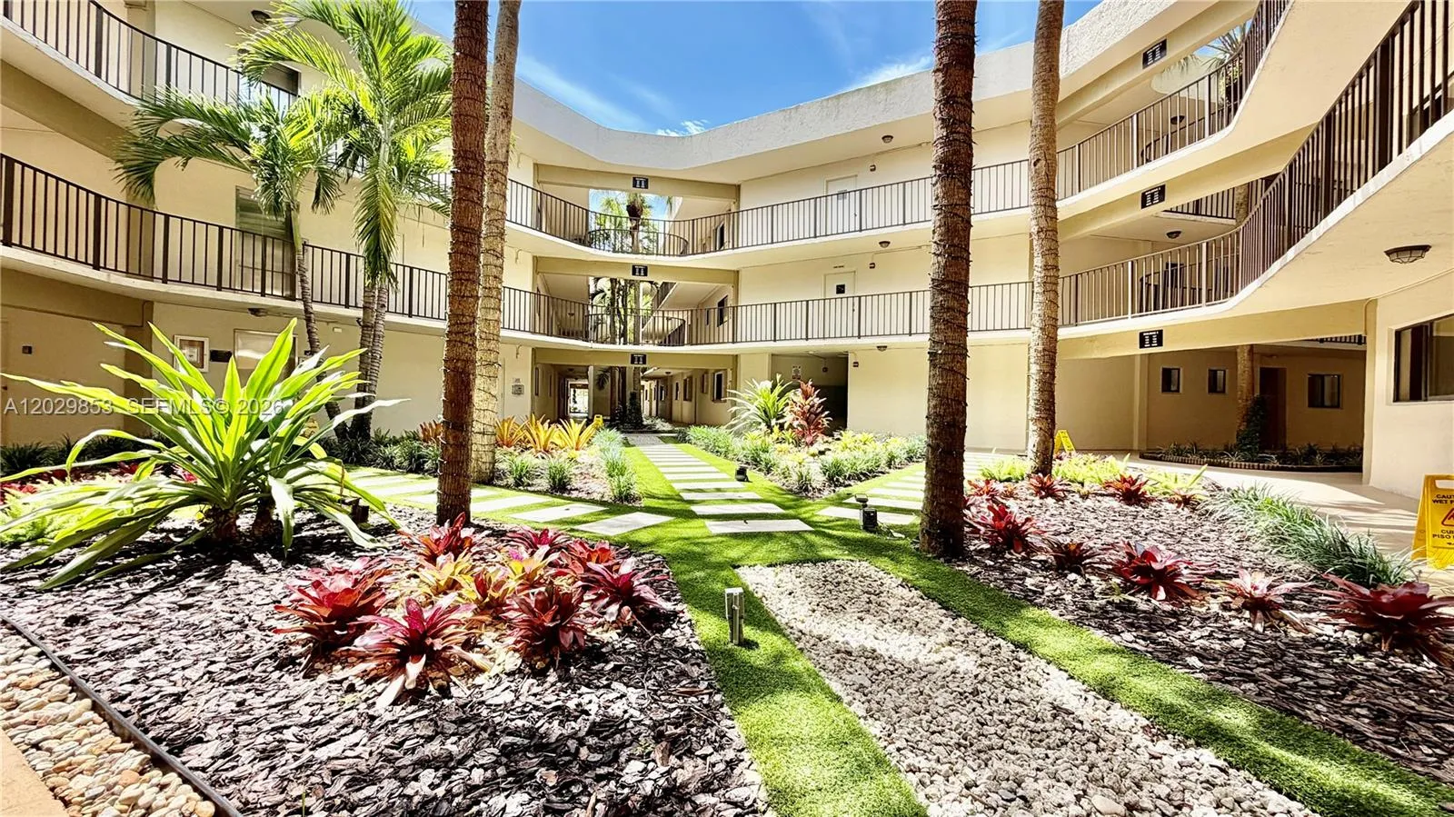 En Renta 8045 SW 107th Avenue 309, Miami, FL 33173, Miami, FL 33173