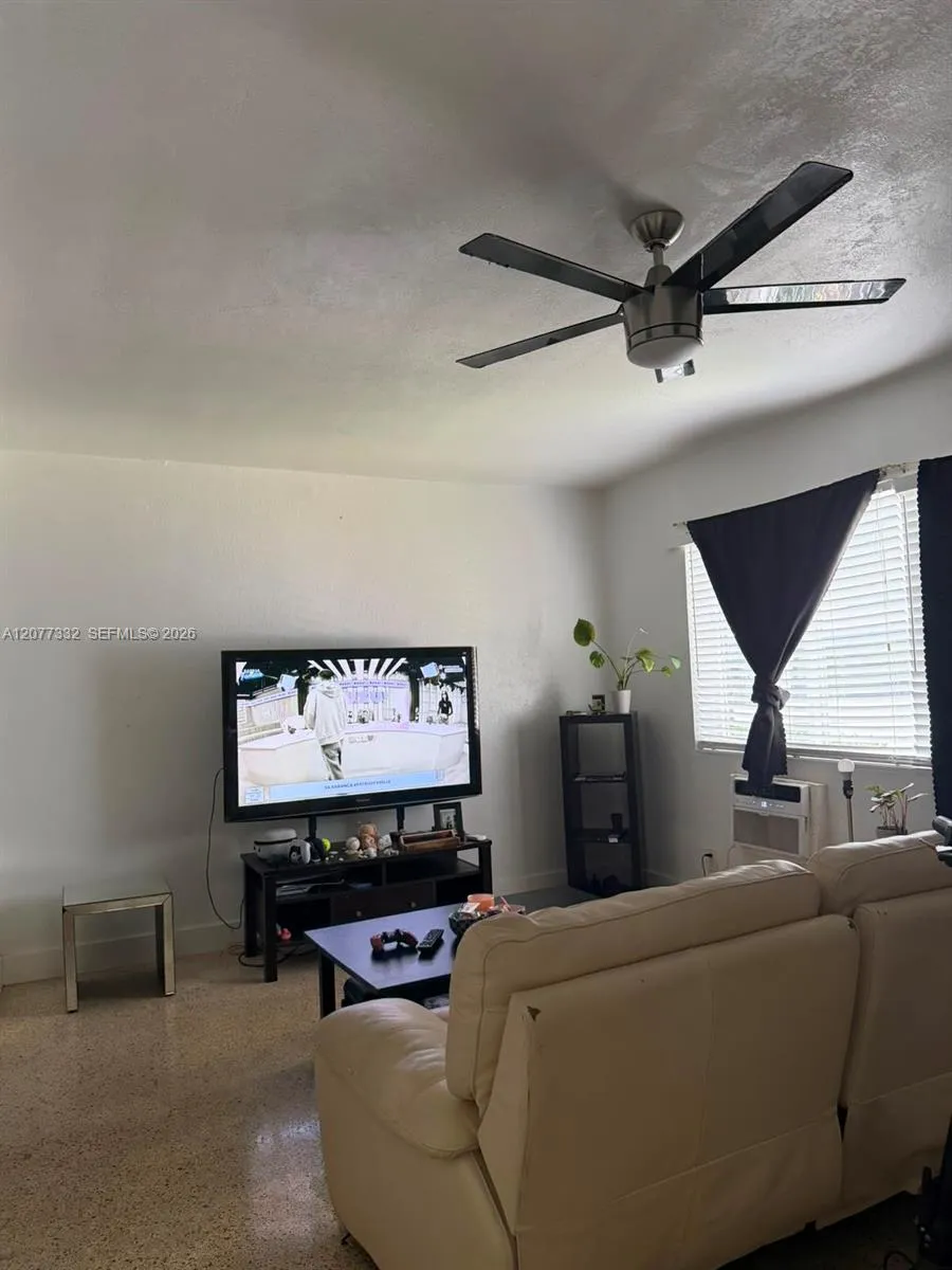 Foto de propiedad en 805 81st Street 3, Miami Beach, FL 33141 Miami Beach con MLS# 