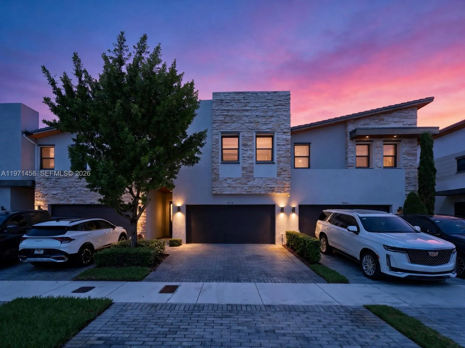 Foto de propiedad en 8058 NW 105th Court, Doral, FL 33178 Doral con MLS# 