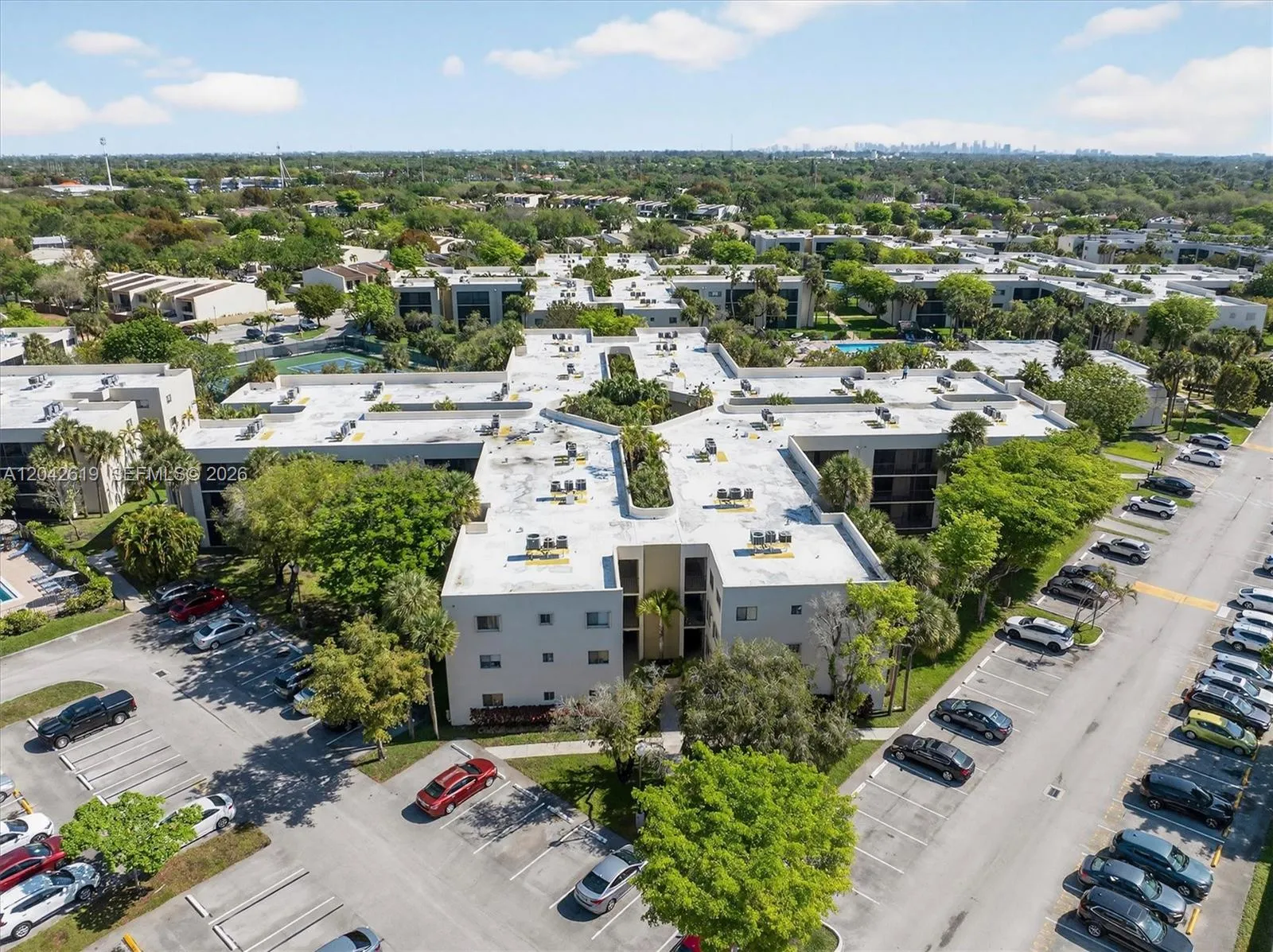 En Renta 8065 SW 107th Avenue 106, Miami, FL 33173, Miami, FL 33173