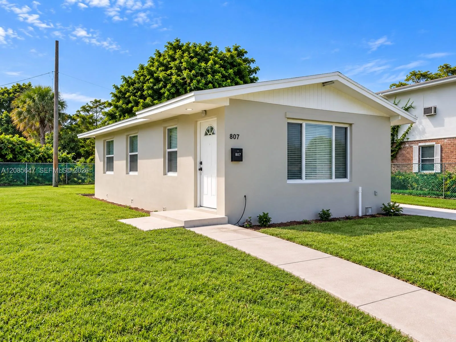 Foto de propiedad en 807 Handy Avenue 0, West Palm Beach, FL 33401 West Palm Beach con MLS# 