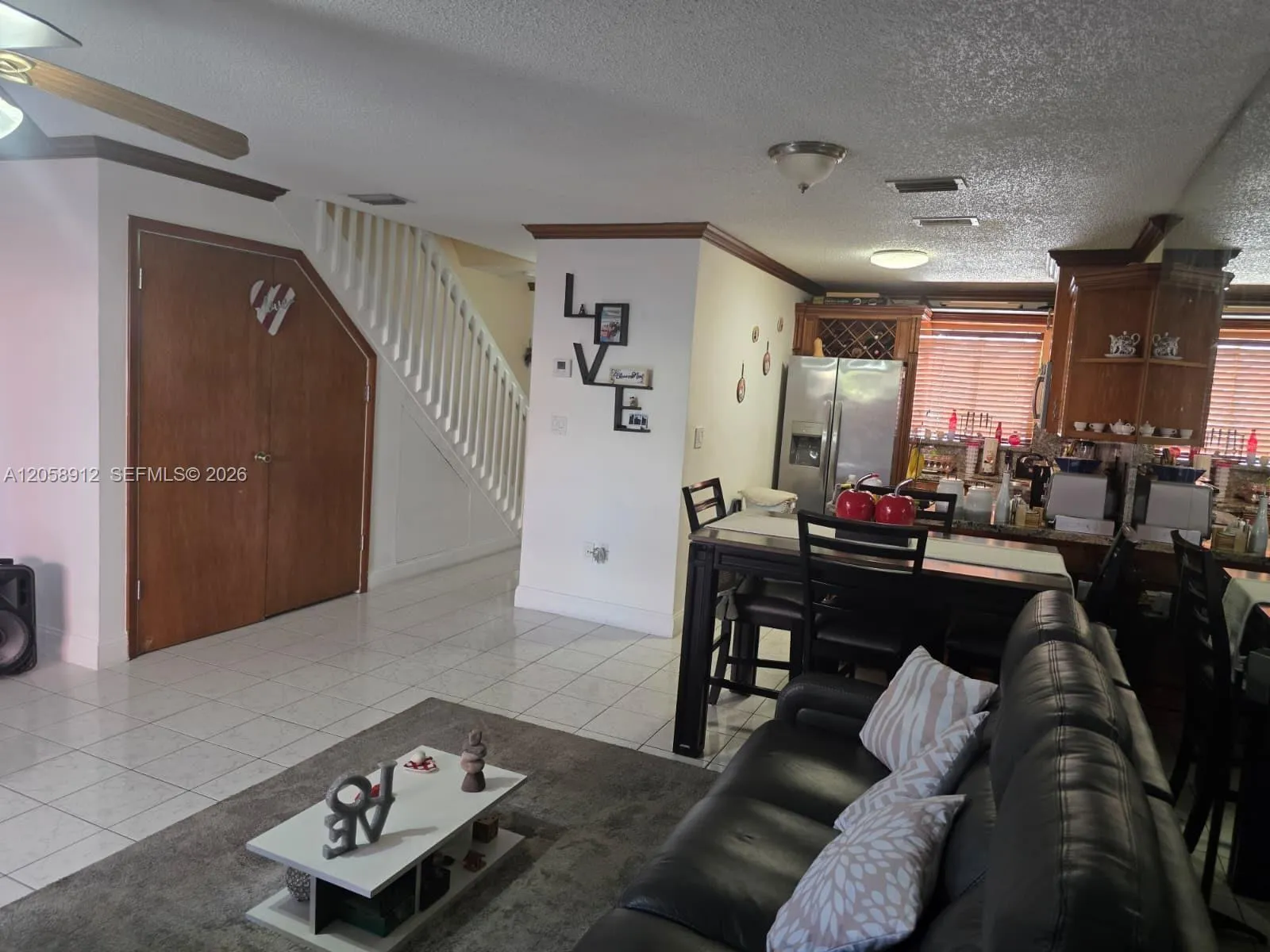 Foto de propiedad en 8085 NW 8th Street 6, Miami, FL 33126 Miami con MLS# 