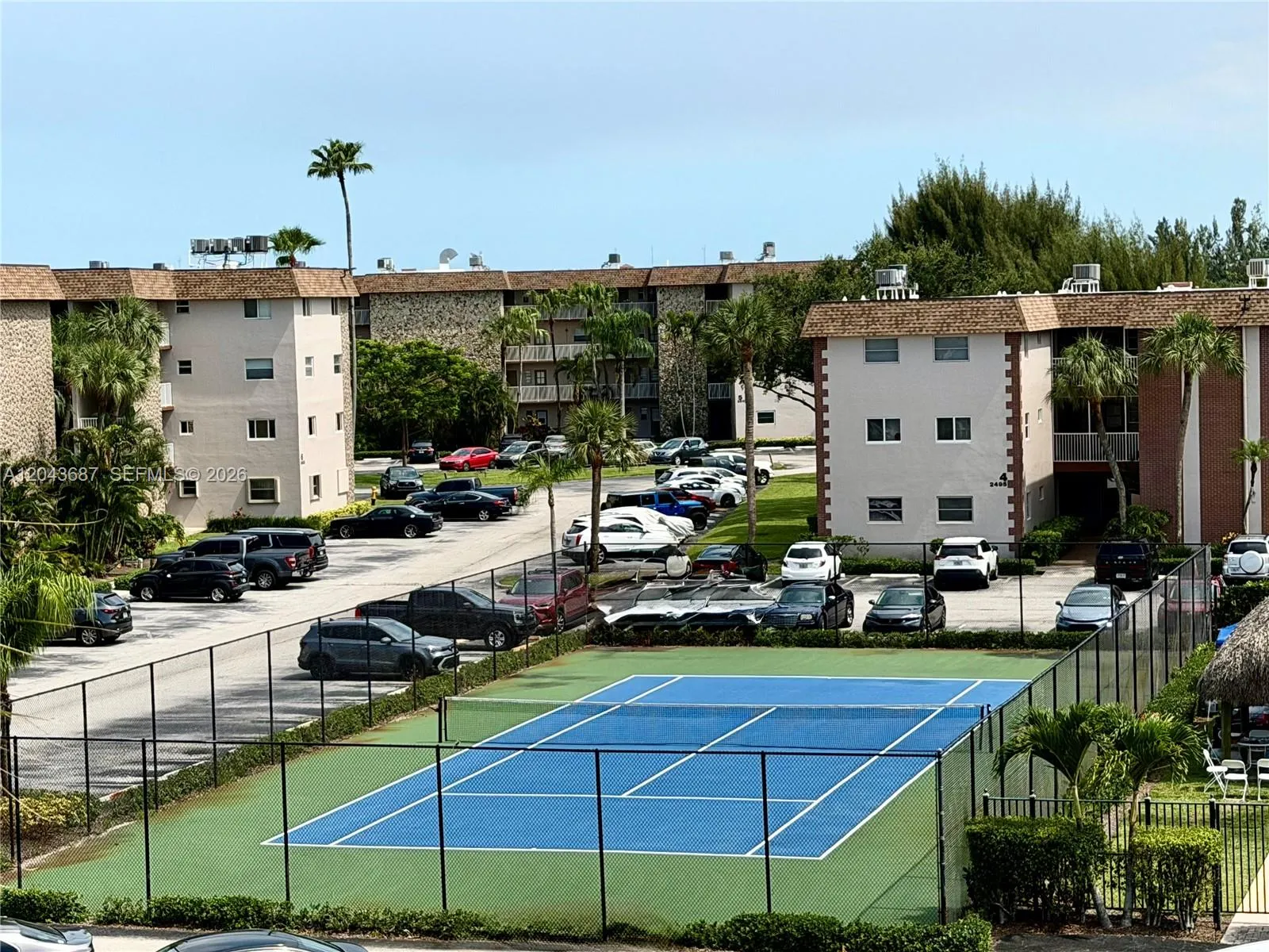 Foto de propiedad en 8101 SW 24th Court 405, Davie, FL 33324 Davie con MLS# 