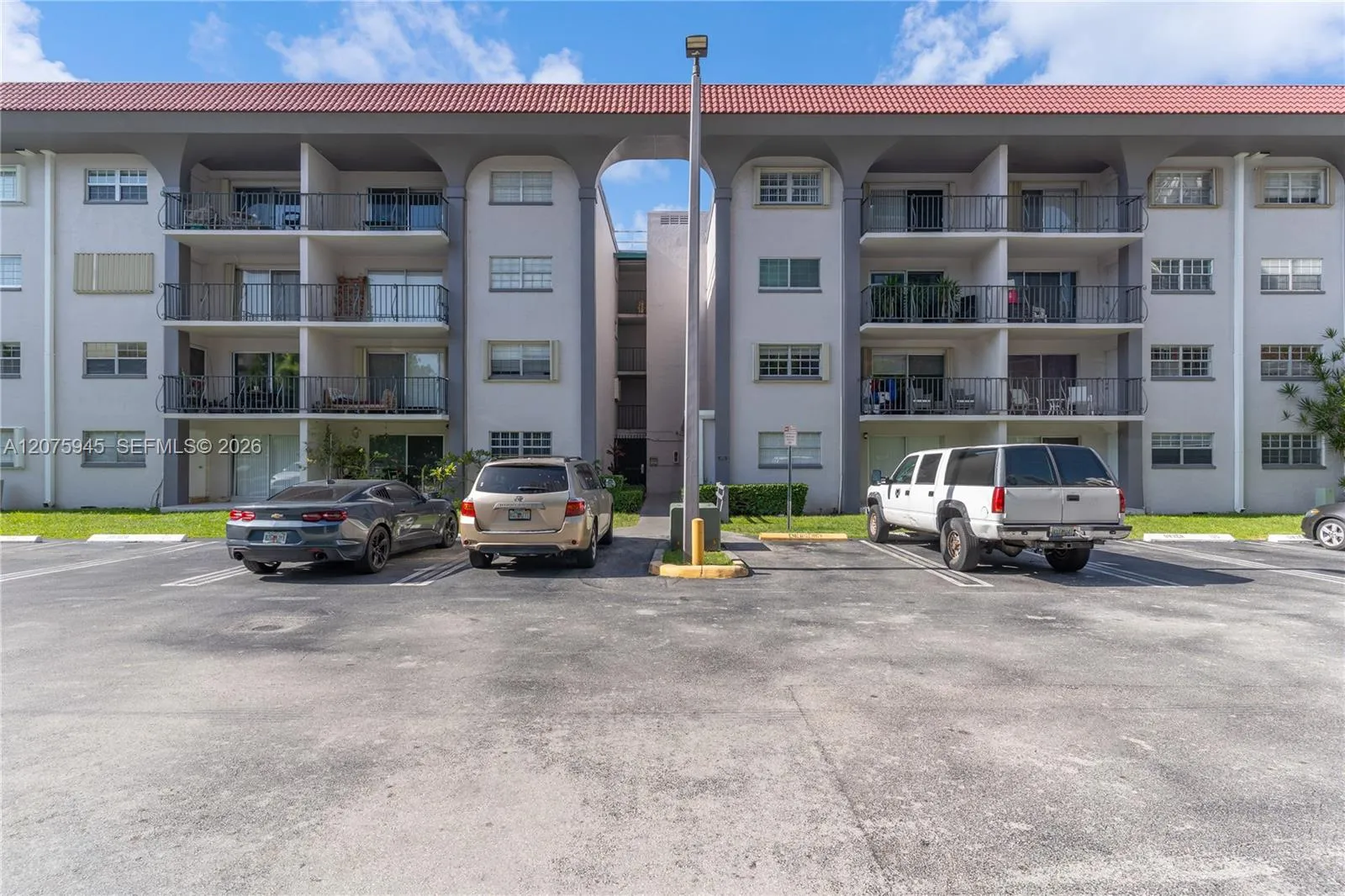 En Venta 8101 SW 72nd Avenue 123W, Miami, FL 33143, Miami, FL 33143