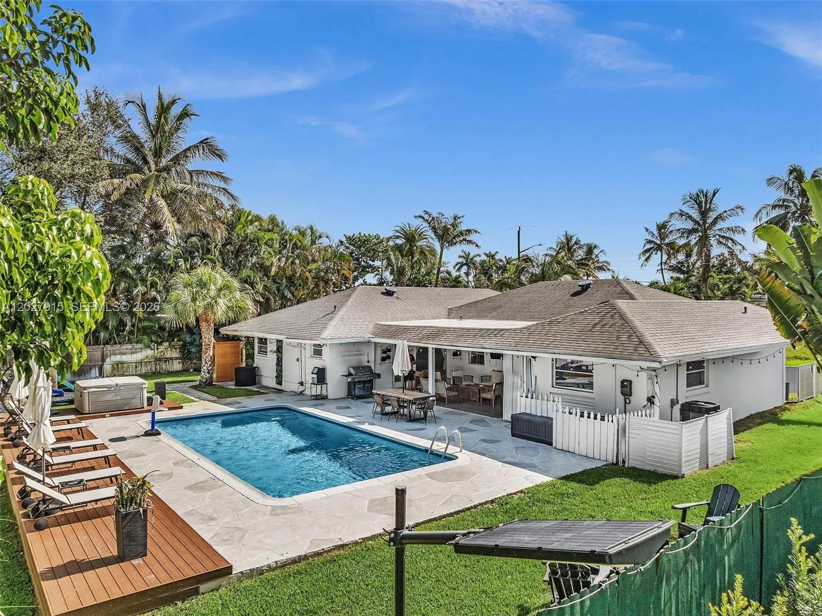 En Renta 8101 W Lake Drive, Lake Clarke Shores, FL 33406, Lake Clarke Shores, FL 33406