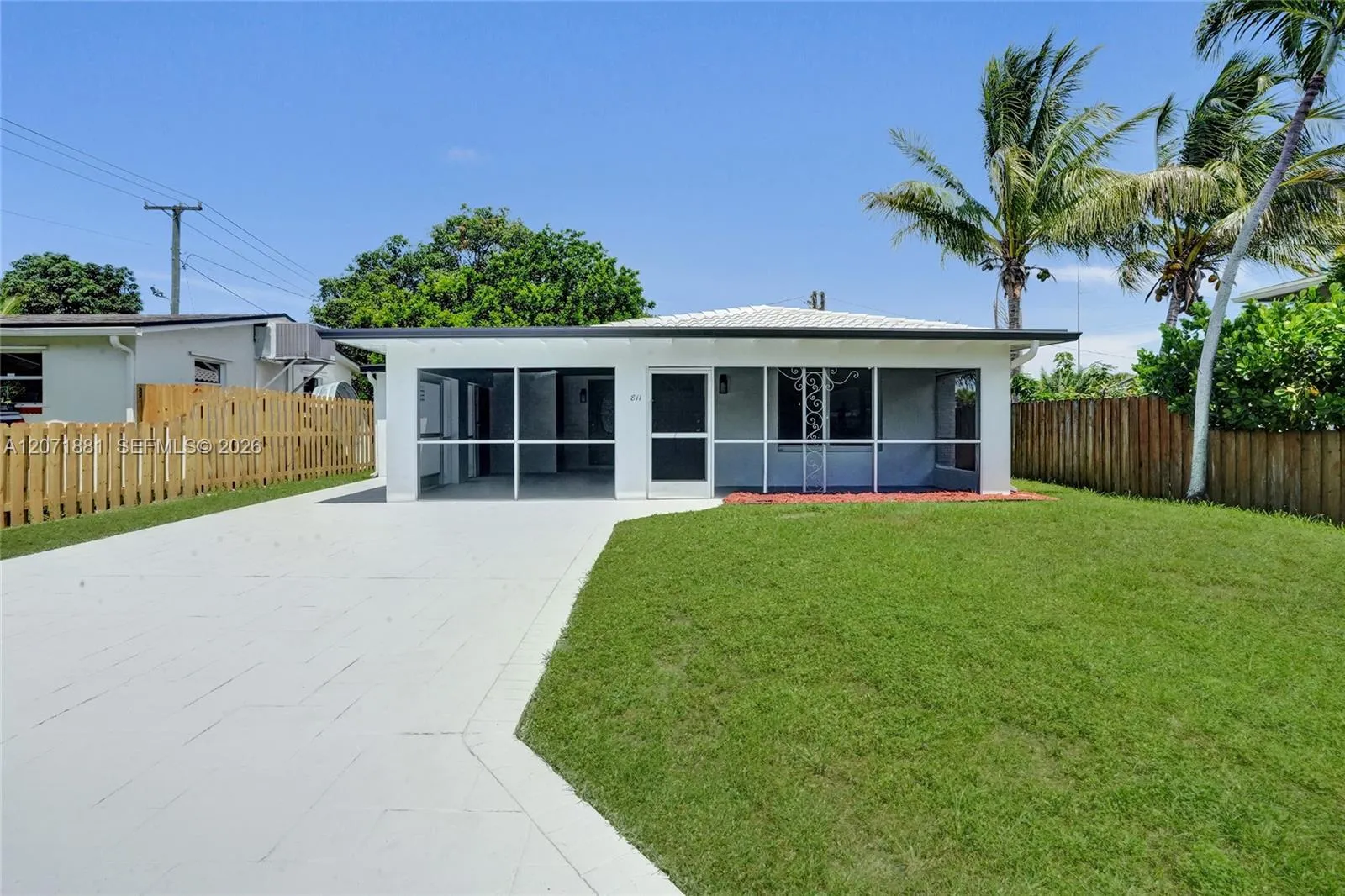 Foto de propiedad en 811 Finley Court, Hollywood, FL 33020 Hollywood con MLS# 