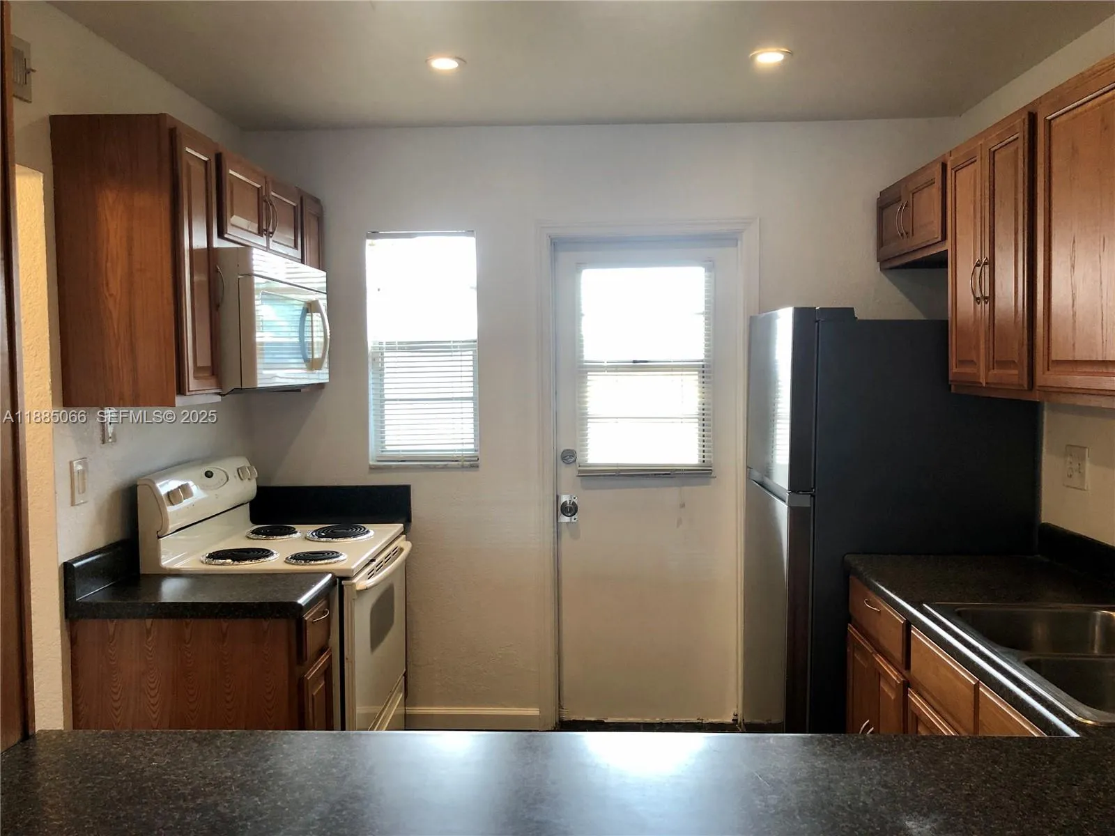 Foto de propiedad en 8121 SW 24th Court 304, Davie, FL 33324 Davie con MLS# 