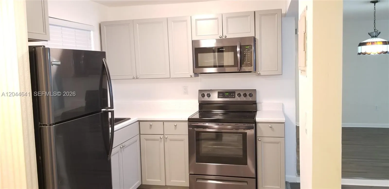 Alquilada 8130 Sunrise Lakes Boulevard 206, Sunrise, FL 33322, Sunrise, FL 33322