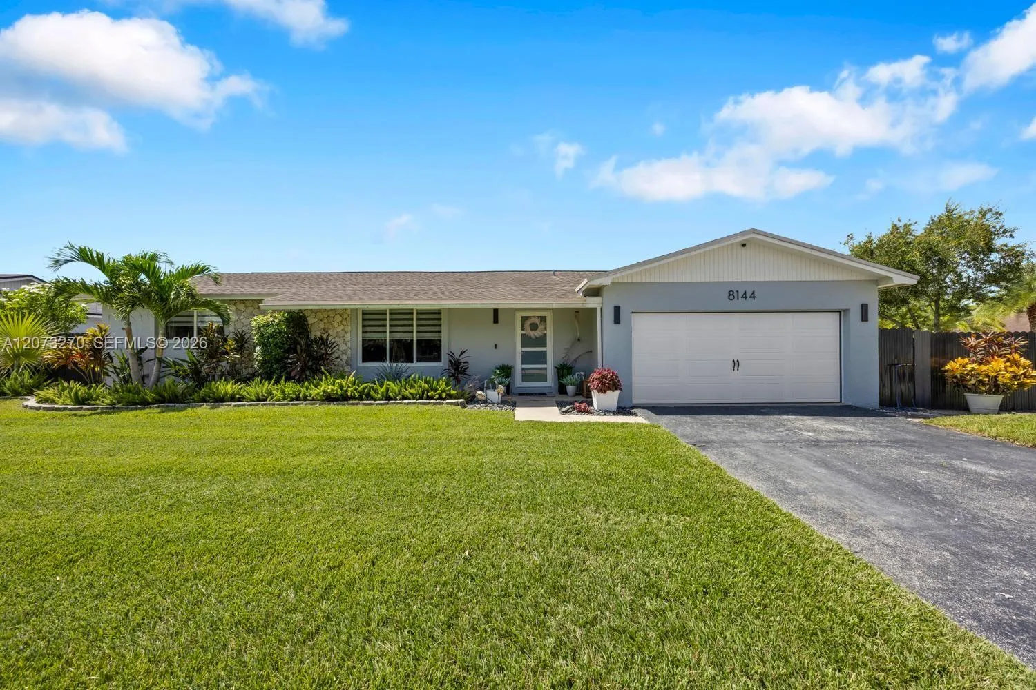 En Venta 8144 SW 205th Terrace, Cutler Bay, FL 33189, Cutler Bay, FL 33189