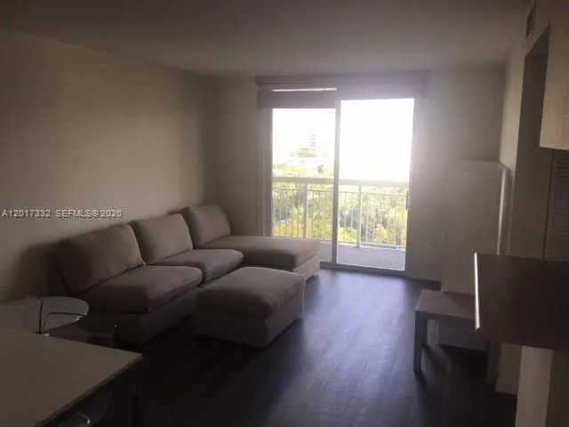 En Renta 816 NW 11th Street 1104, Miami, FL 33136, Miami, FL 33136