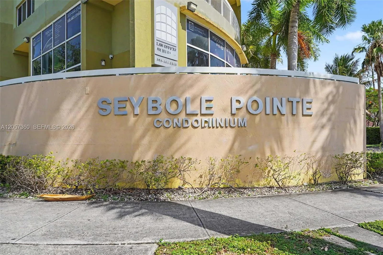 Foto de propiedad en 816 NW 11th Street 402, Miami, FL 33136 Miami con MLS# 