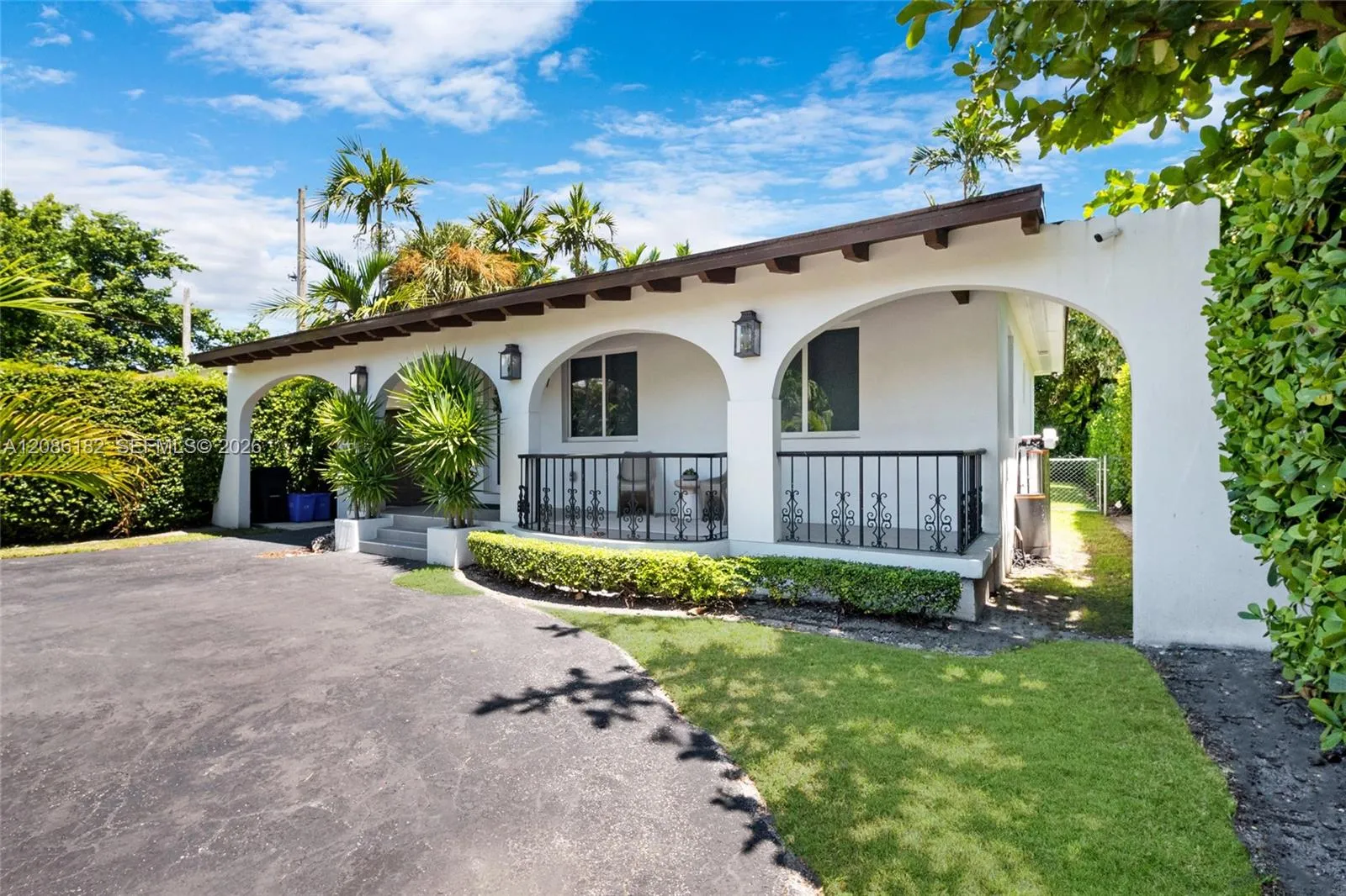 En Venta 817 Tangier Street, Coral Gables, FL 33134, Coral Gables, FL 33134