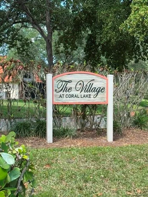 Foto de propiedad en 8172 S Coral Circle, North Lauderdale, FL 33068 North Lauderdale con MLS# 