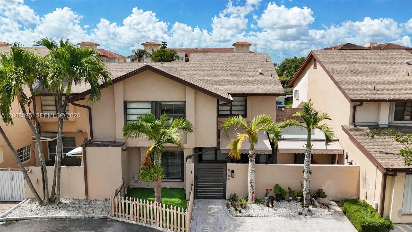 Vendido 8186 NW 98th Lane 123, Hialeah Gardens, FL 33016, Hialeah Gardens, FL 33016