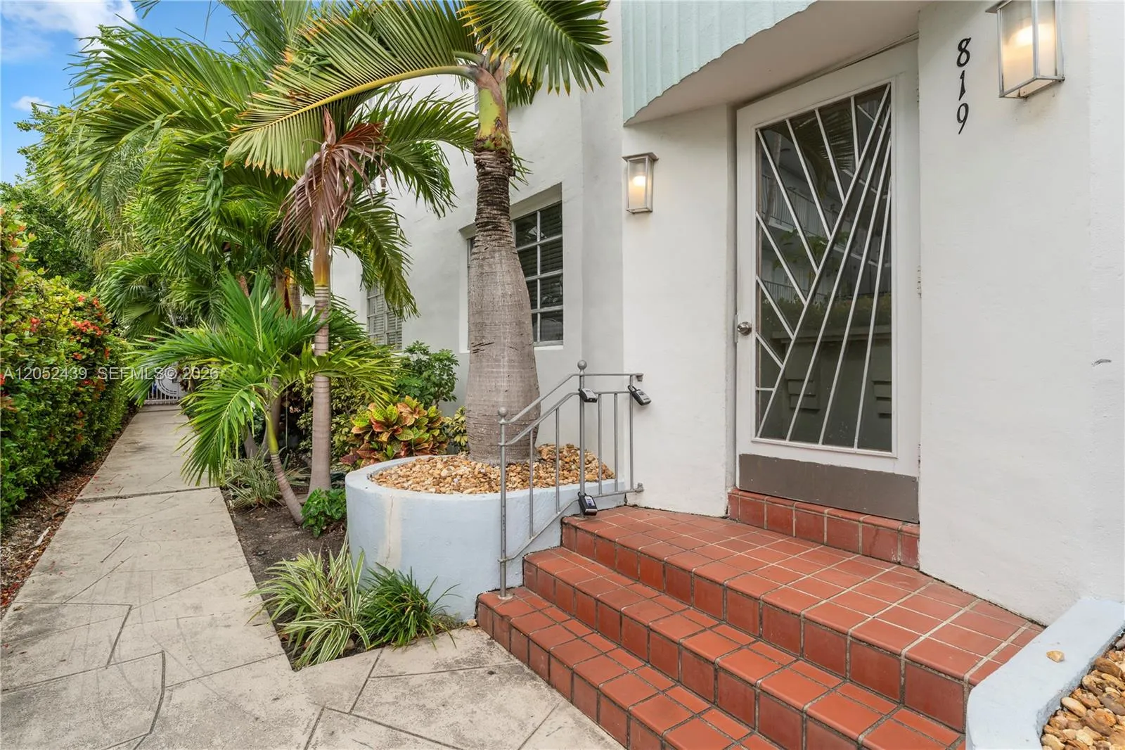 Foto de propiedad en 819 Meridian Avenue 5, Miami Beach, FL 33139 Miami Beach con MLS# 