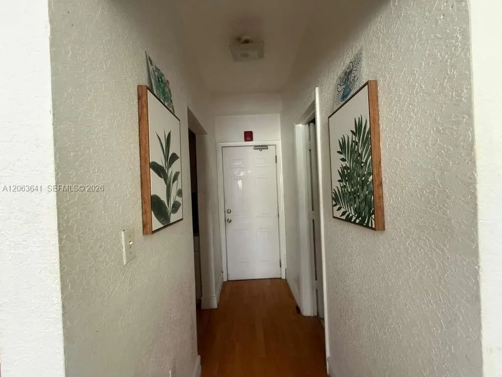 Foto de propiedad en 820 Euclid Avenue 206, Miami Beach, FL 33139 Miami Beach con MLS# 