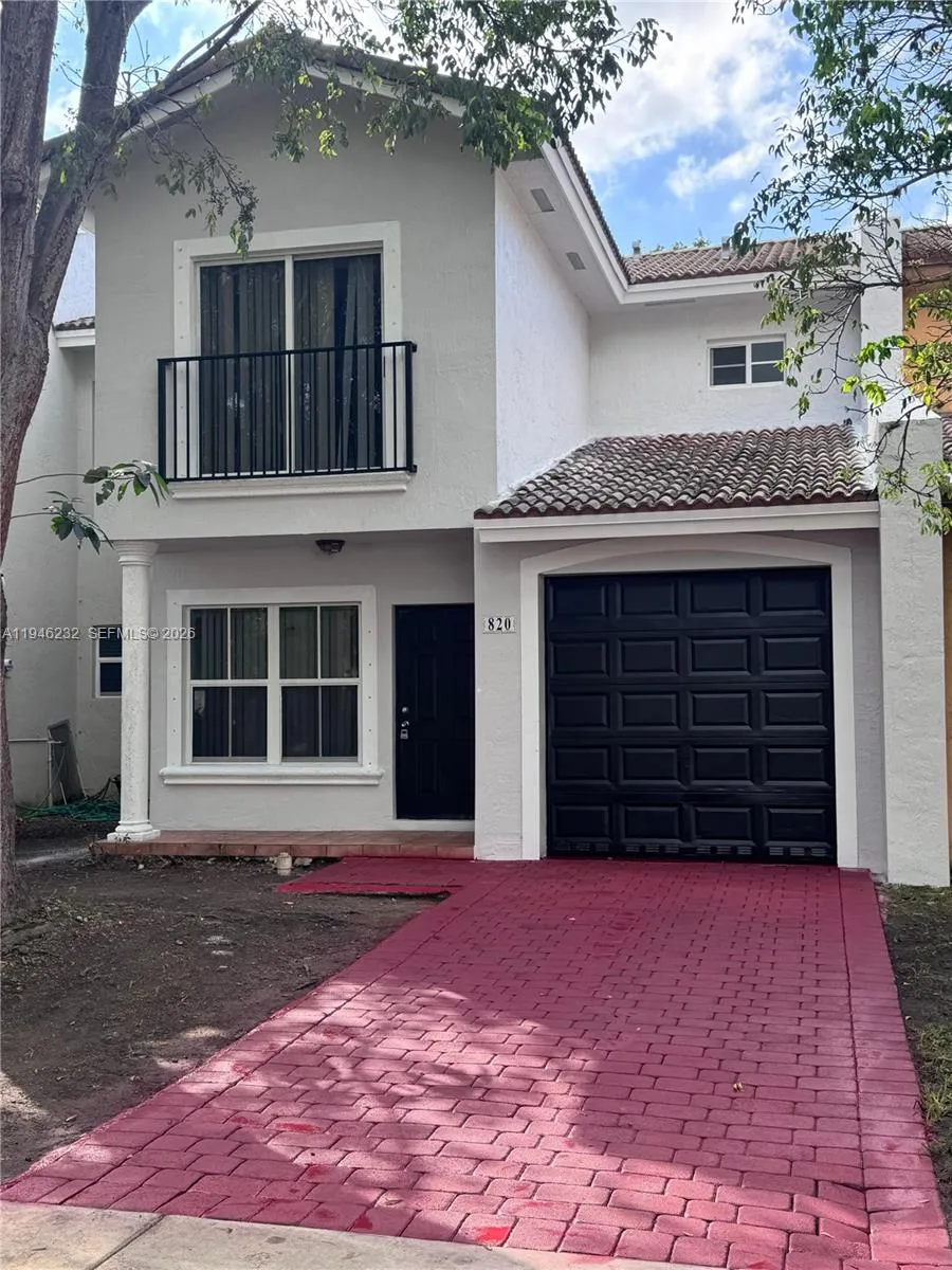 Foto de propiedad en 820 SW 6th Court, Florida City, FL 33034 Florida City con MLS# 