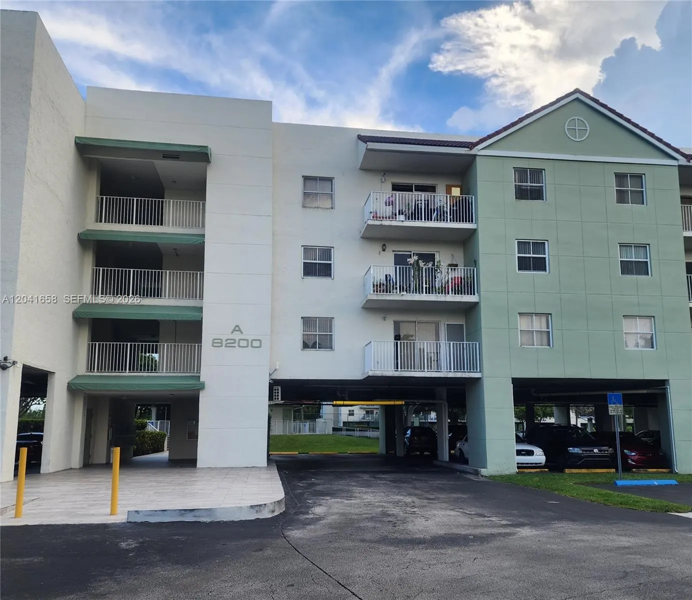 En Venta 8200 SW 210th Street 111, Cutler Bay, FL 33189, Cutler Bay, FL 33189