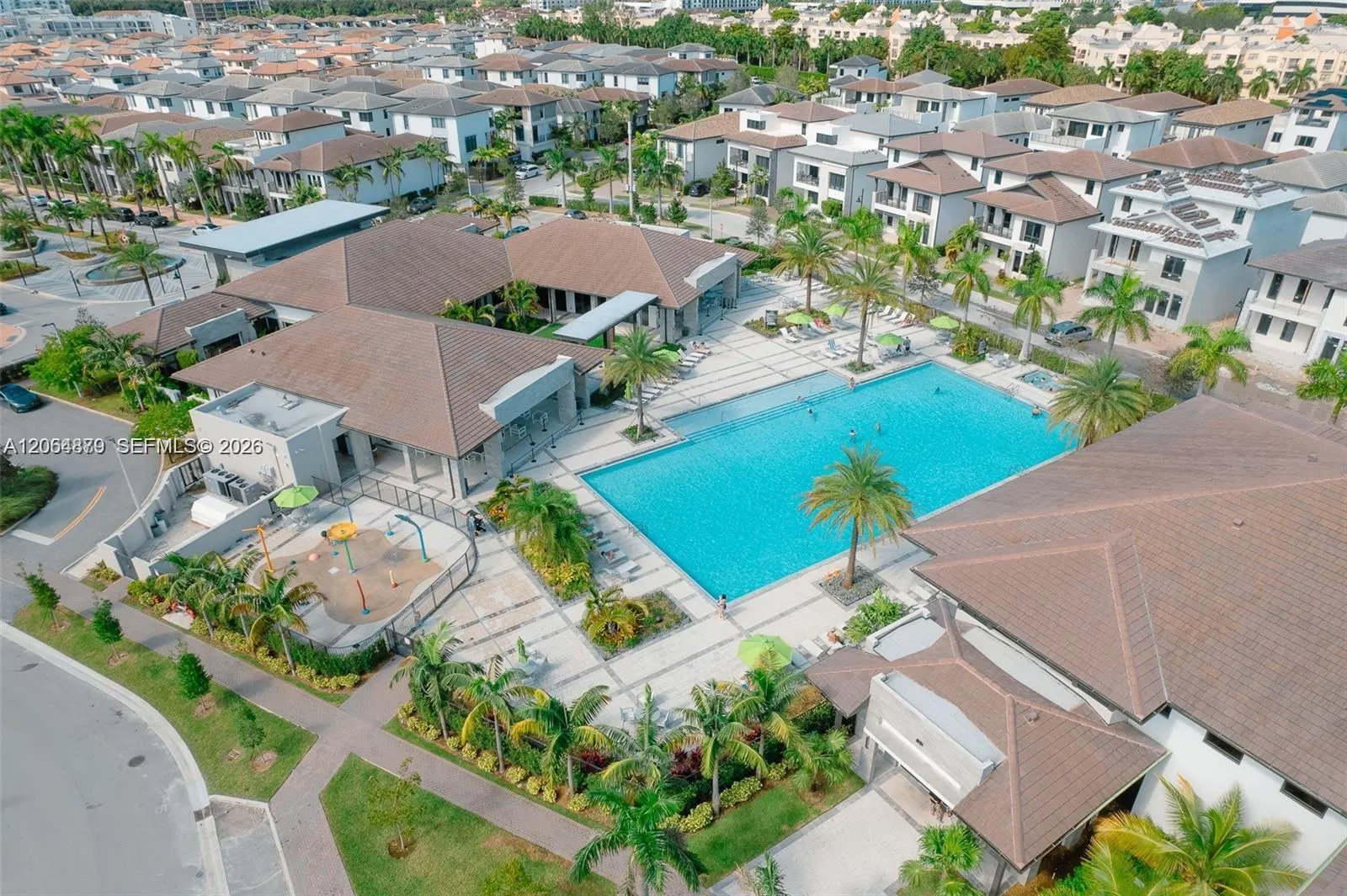Foto de propiedad en 8201 NW 41st Street D-202, Doral, FL 33166 Doral con MLS# 