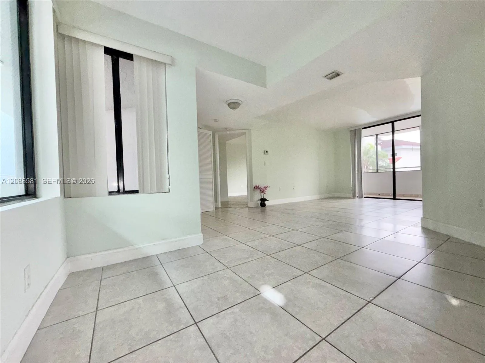 En Venta 8205 SW 152nd Avenue F-310, Miami, FL 33193, Miami, FL 33193