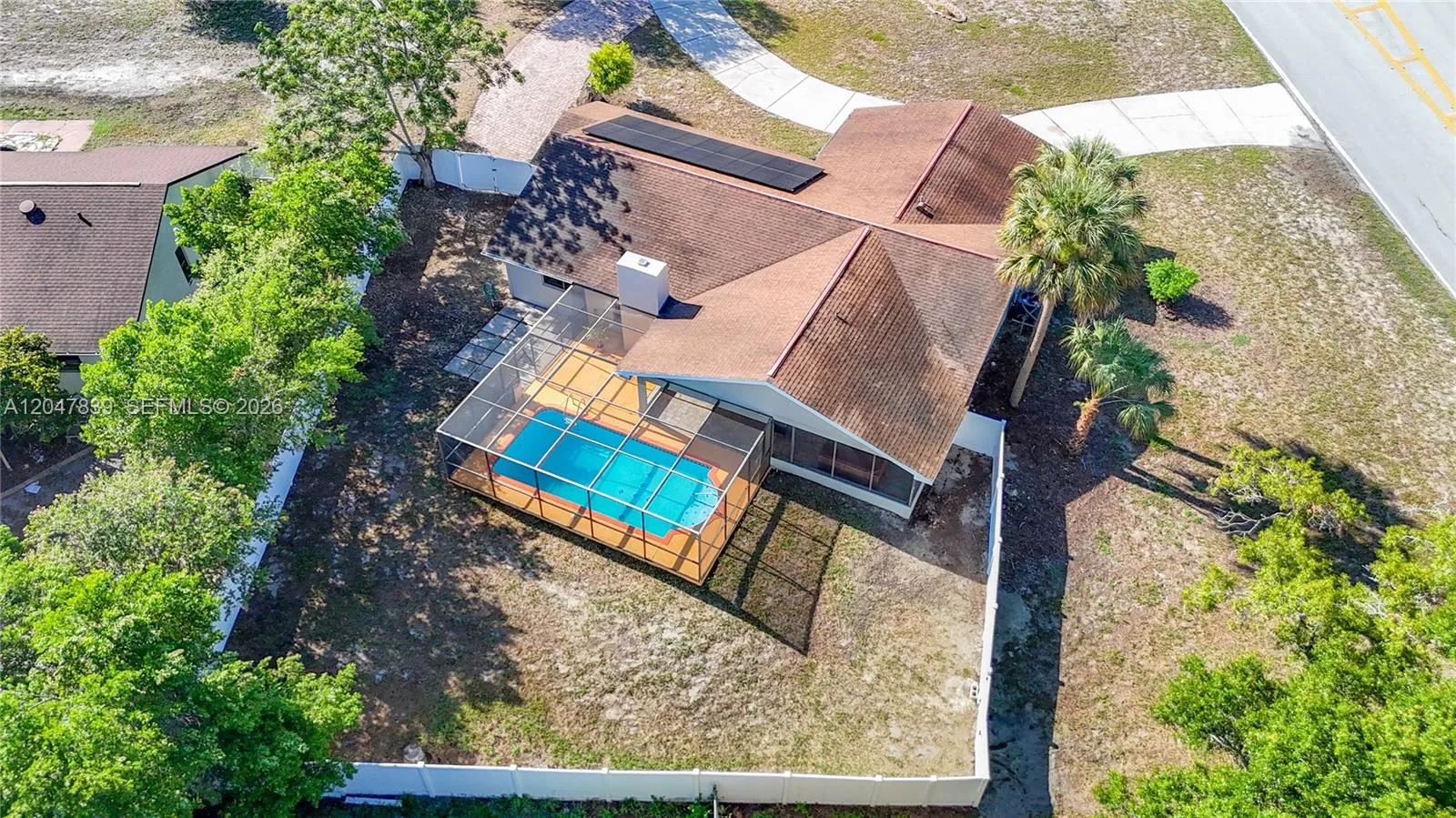 Foto de propiedad en 8209 Chaucer Drive, Spring Hill, FL 34607 Spring Hill con MLS# 