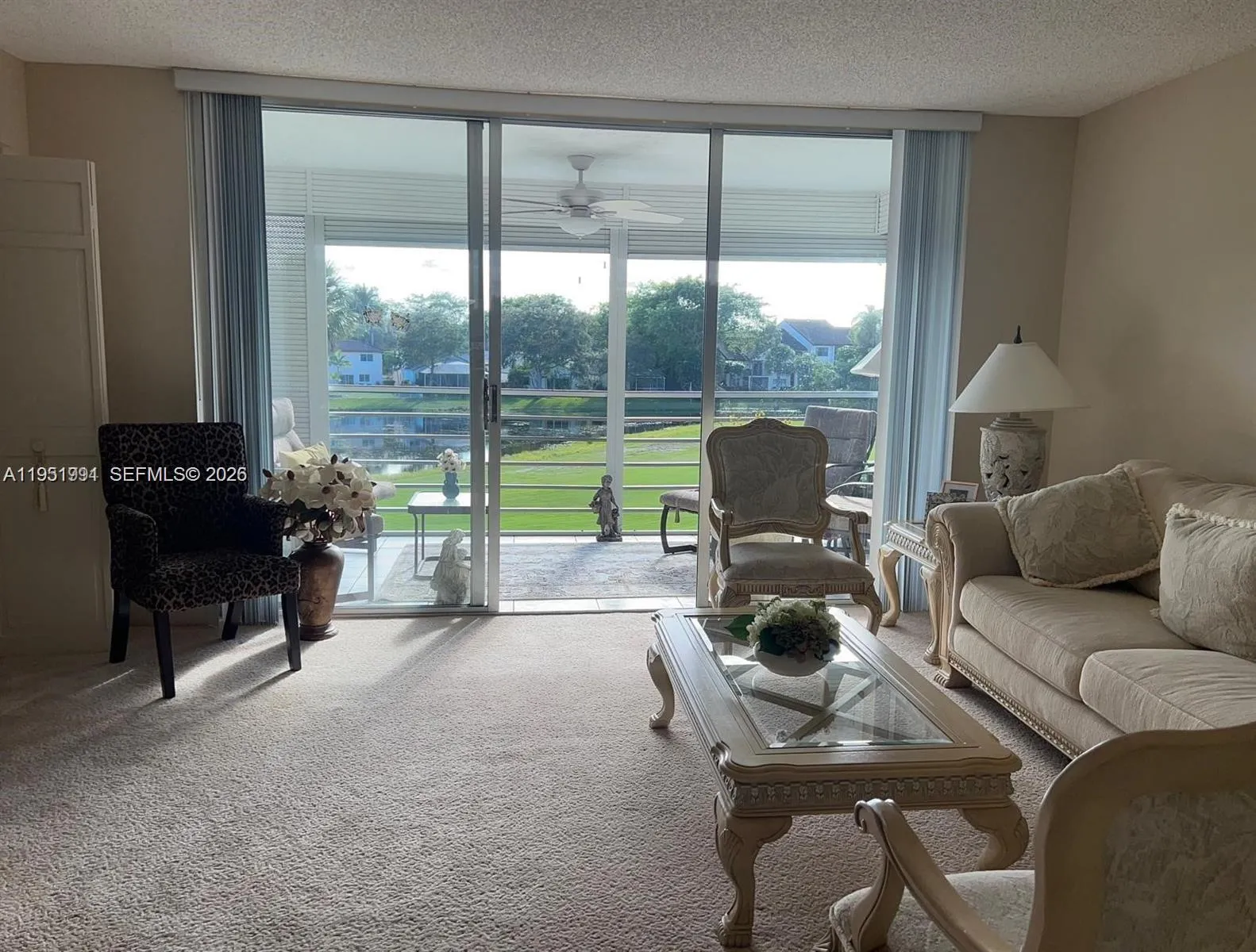 Foto de propiedad en 821 Cypress Boulevard 312, Pompano Beach, FL 33069 Pompano Beach con MLS# 