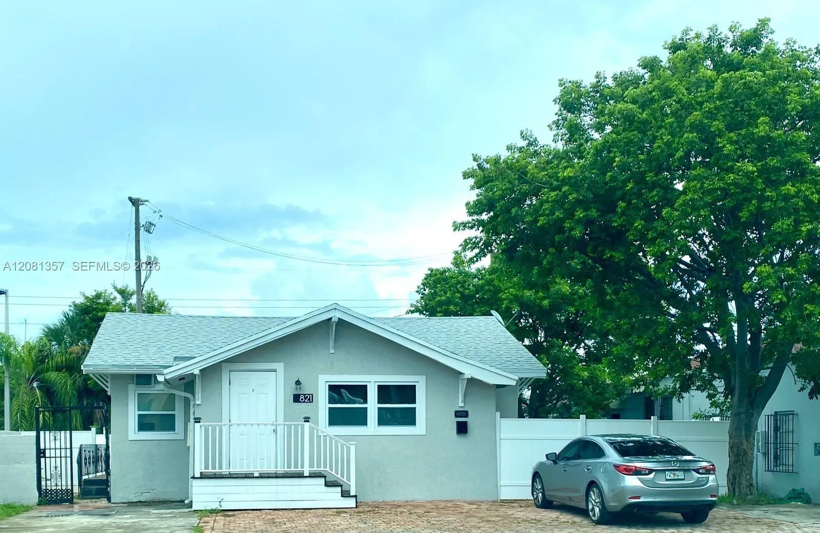 En Venta 821 SW 29th Court, Miami, FL 33135, Miami, FL 33135