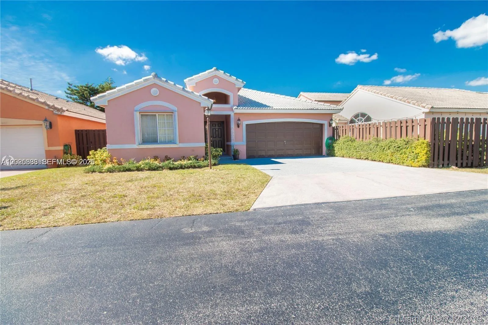 Vendido 8224 SW 157th Court, Miami, FL 33193, Miami, FL 33193