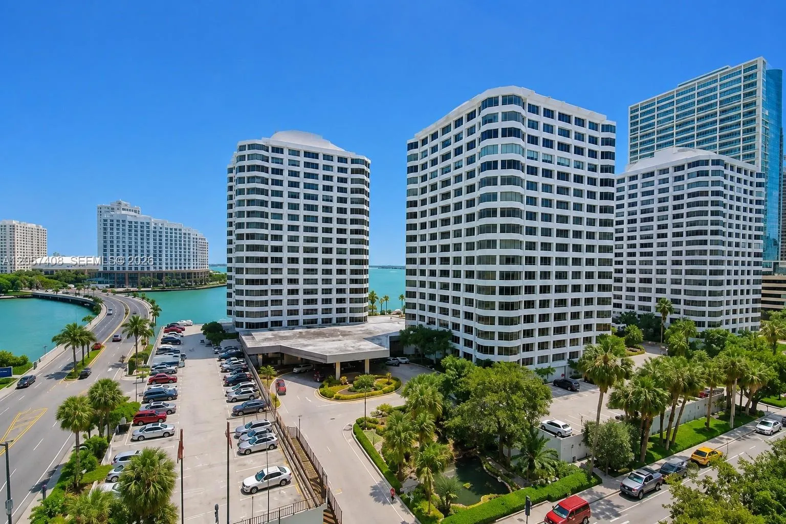 Foto de propiedad en 825 Brickell Bay Drive 1151, Miami, FL 33131 Miami con MLS# 