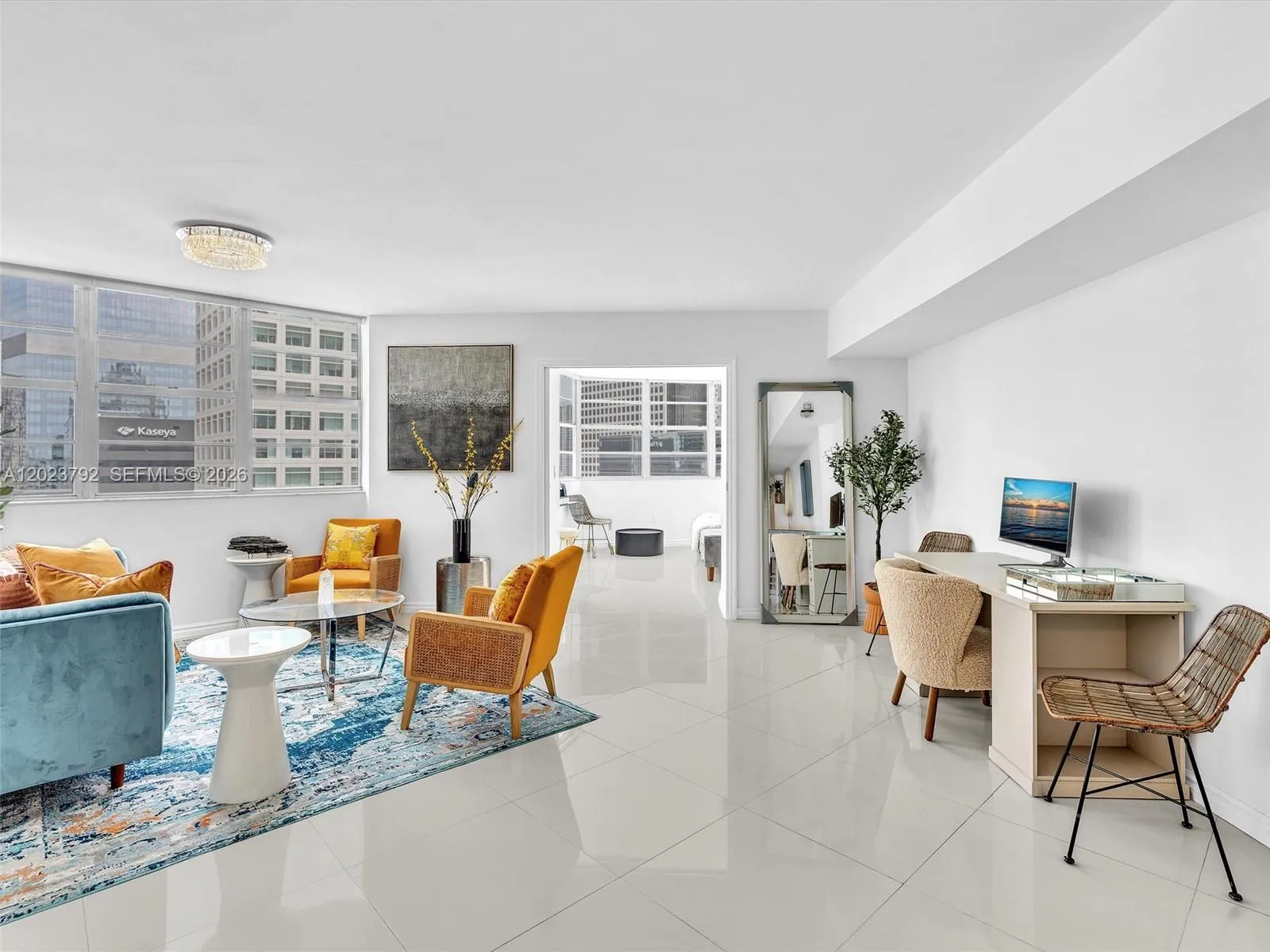 Foto de propiedad en 825 Brickell Bay Drive 2048, Miami, FL 33131 Miami con MLS#