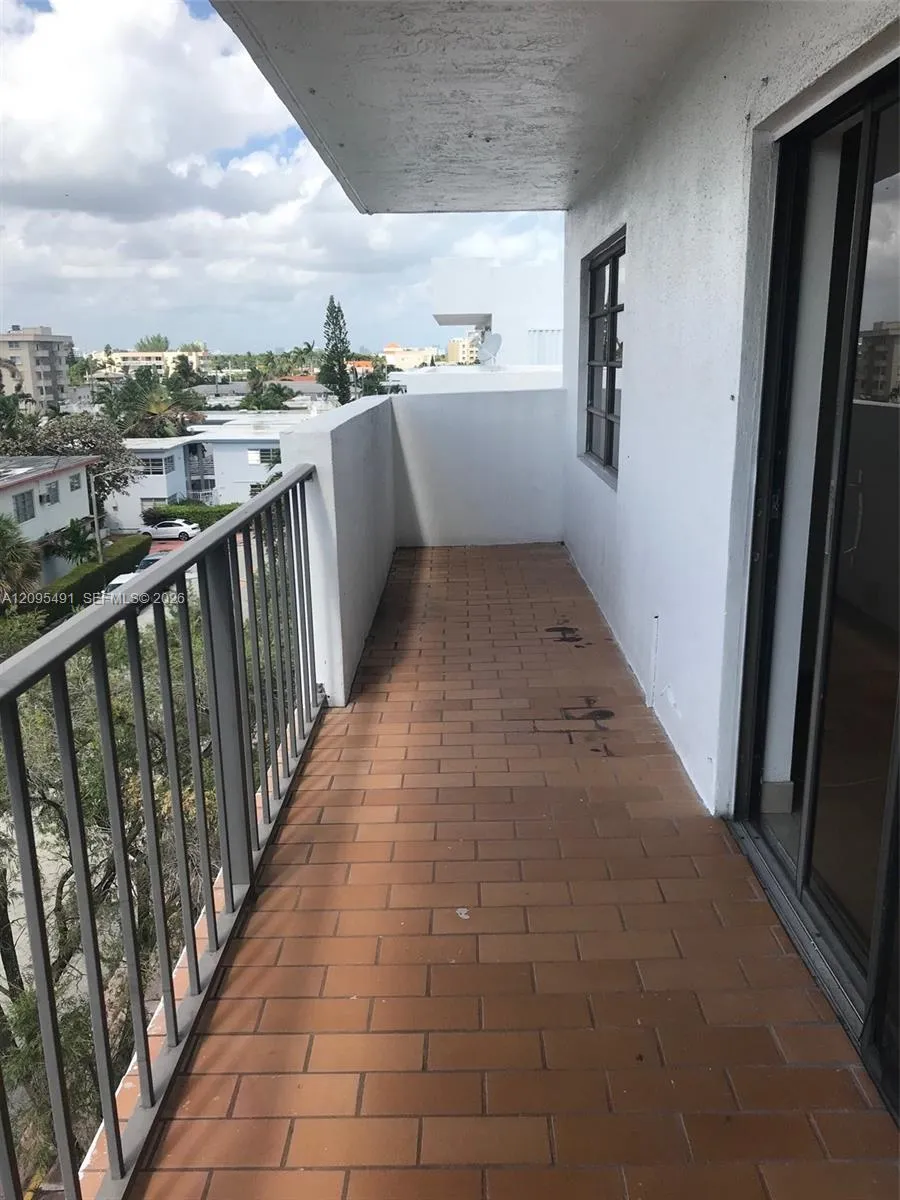 En Renta 8255 Abbott Avenue 501, Miami Beach, FL 33141, Miami Beach, FL 33141
