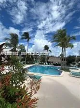 En Renta 8261 SW 128th Street 202, Pinecrest, FL 33156, Pinecrest, FL 33156