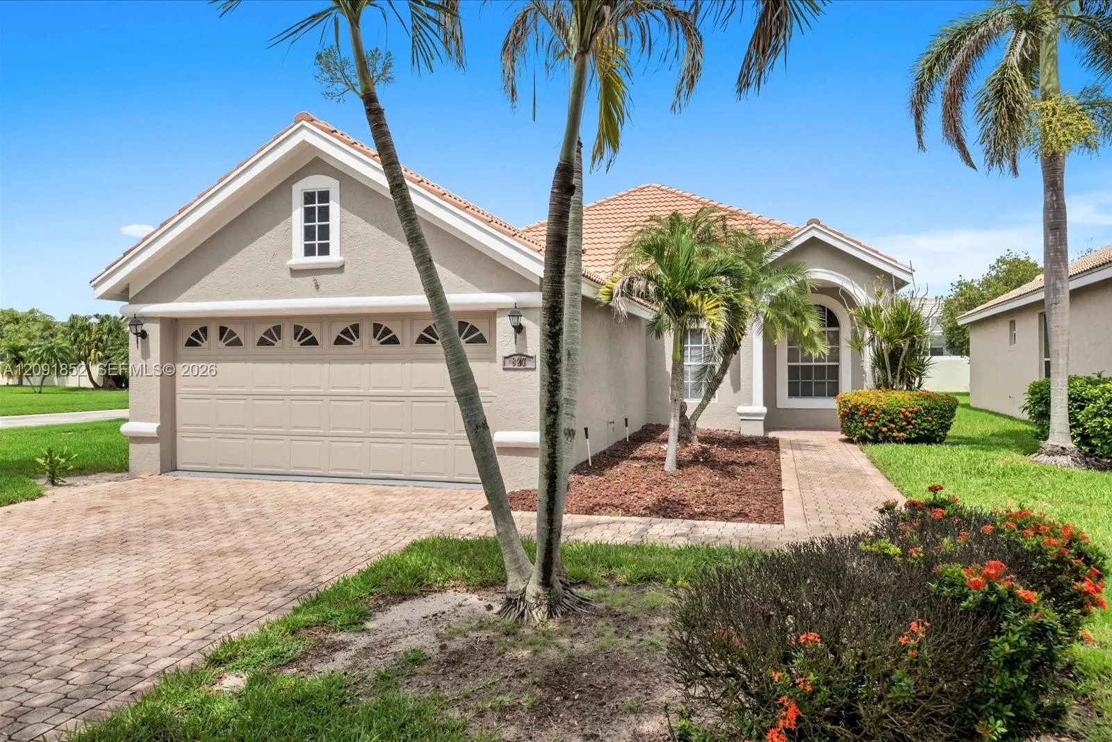 En Venta 827 SW Lake Charles Circle, Port St. Lucie, FL 34986, Port St. Lucie, FL 34986